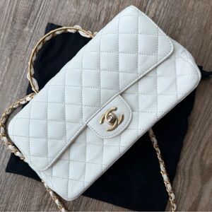 CHANEL Quilted White Shoulder Bag with Gold Hardware